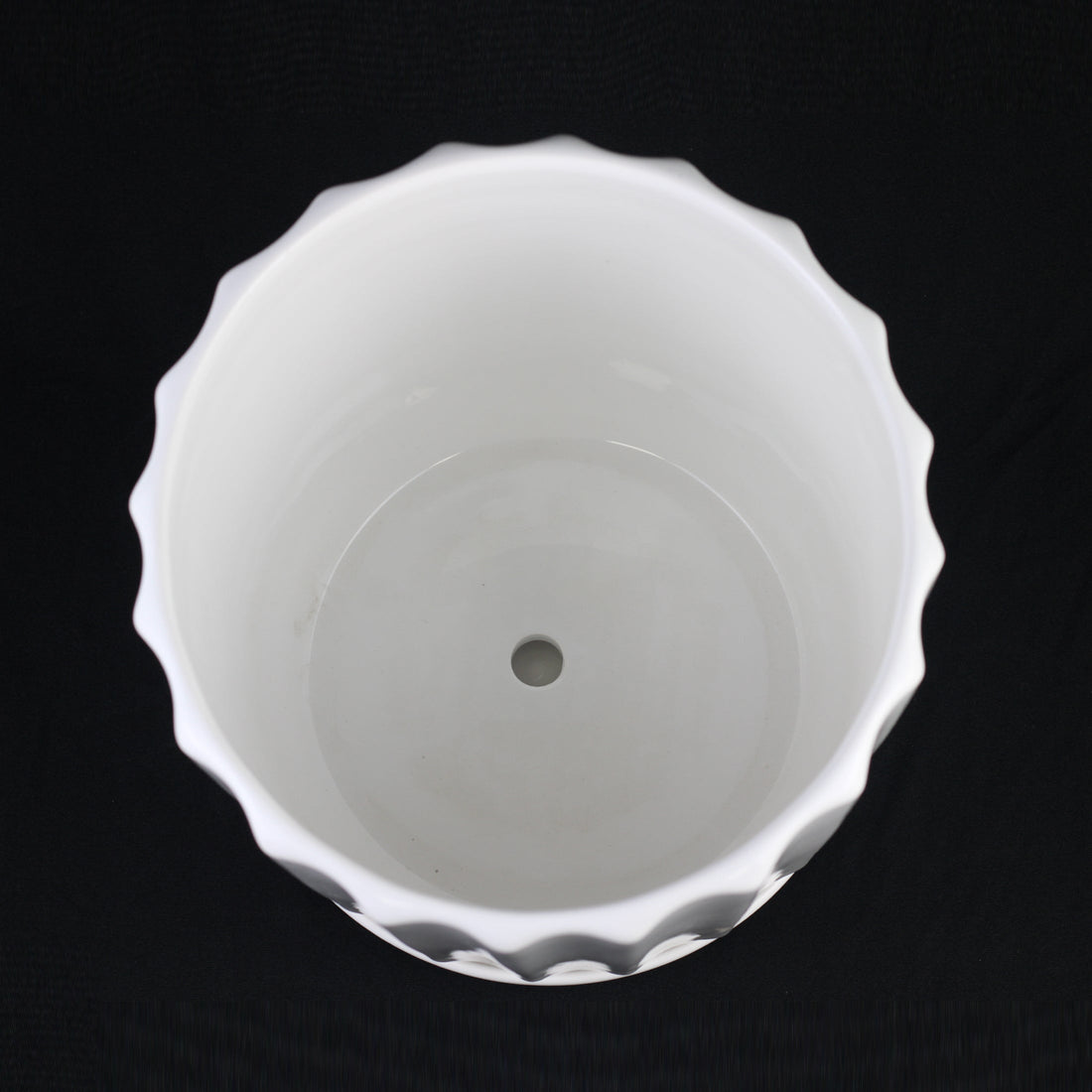 3-Piece White Ceramic Planter Pot Set with Fluted Design & Saucers