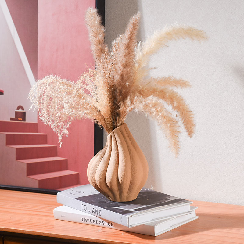 Soft Decoration With Misty Style Ceramic Vase