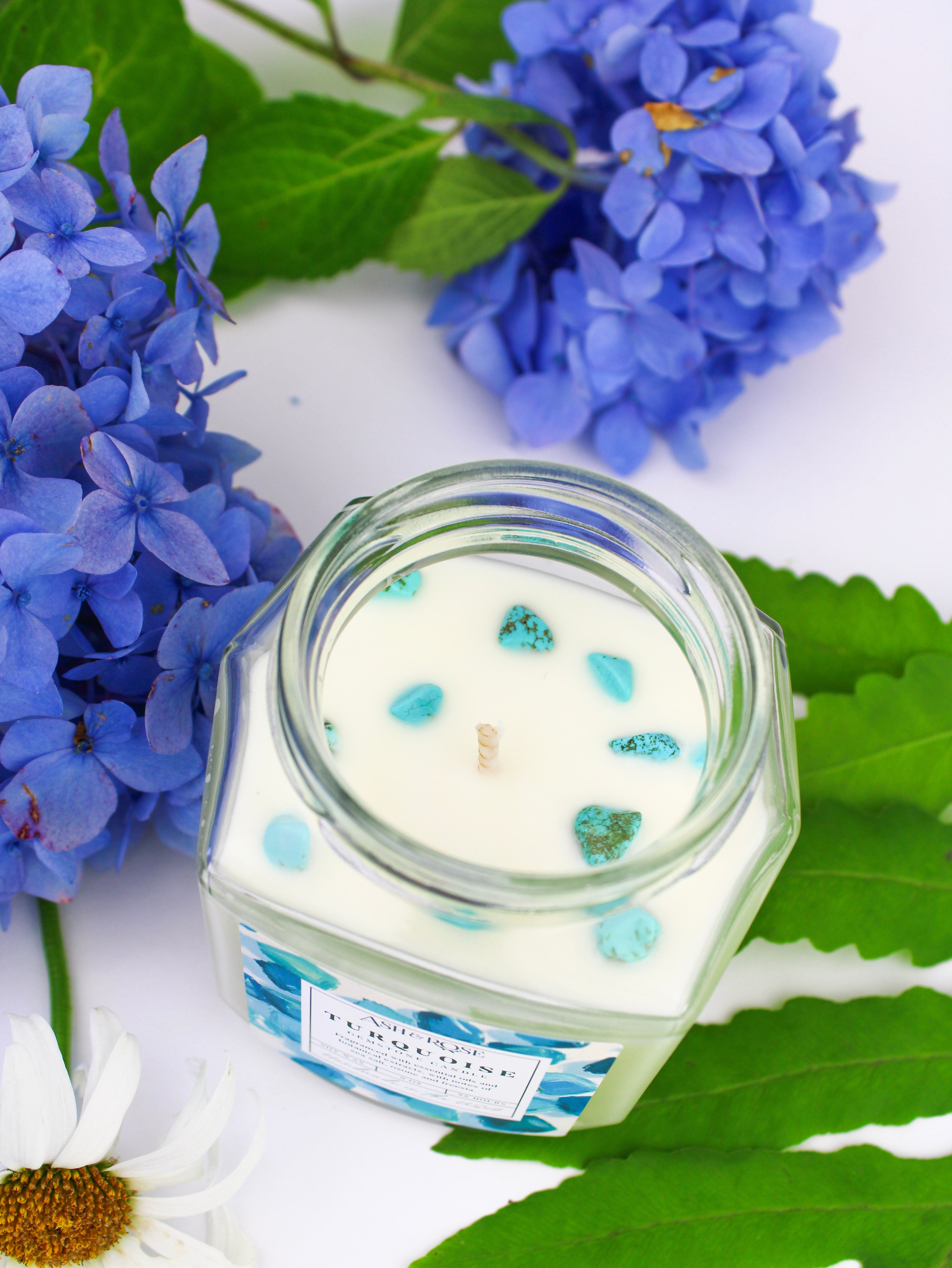 Floral breeze candle